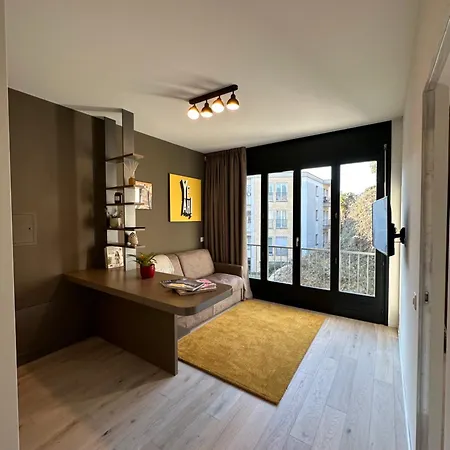 Live - Via A Riva Apartment
