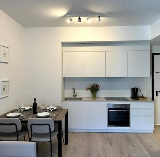 Live - Via A Riva * Lugano