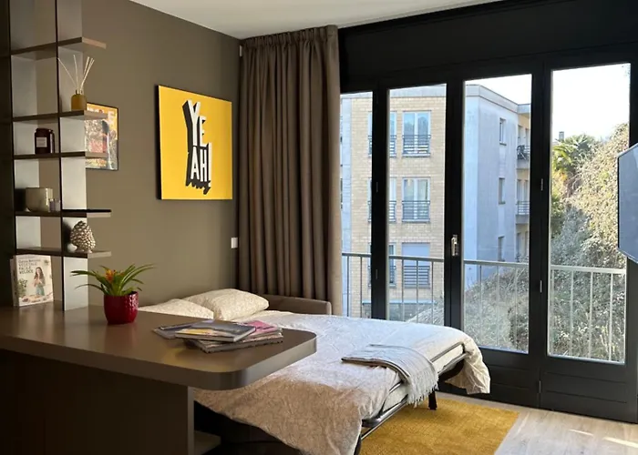 Live - Via A Riva * Lugano