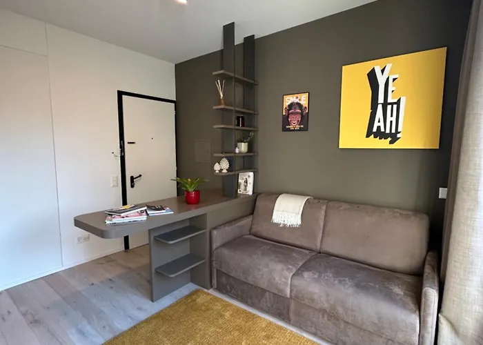 Live - Via A Riva Apartment *